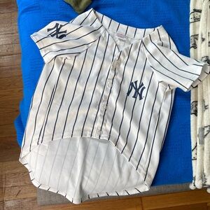 XL Yankees Dog Jersey